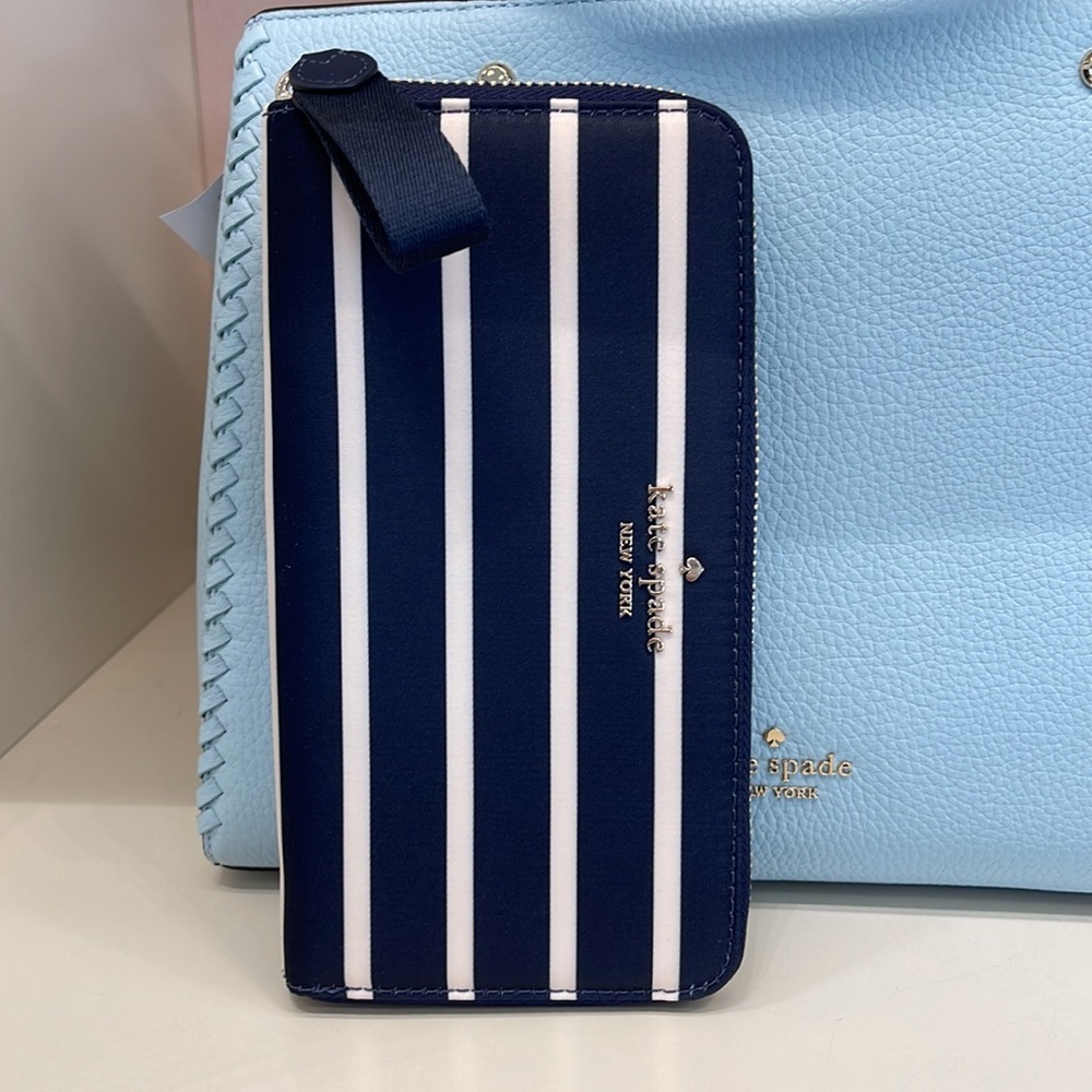Kate Spade Chelsea Nylon Large Continental Wallet
Color: Parisian Night 
NWT - Picture 13 of 16
